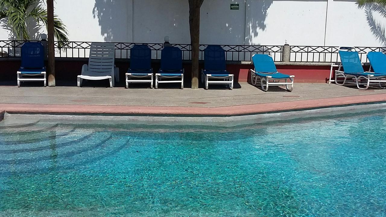 Hotel El Descanso Mazatlan Exterior photo