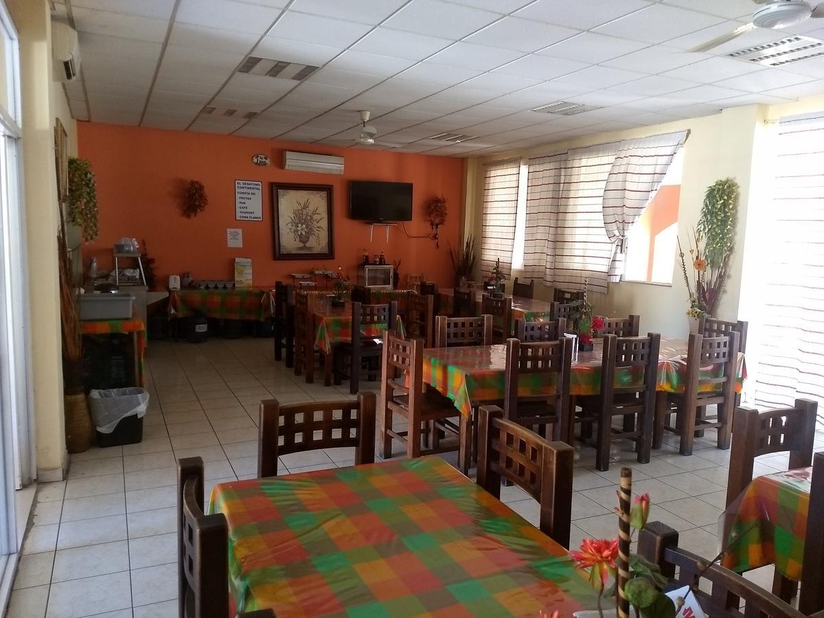 Hotel El Descanso Mazatlan Exterior photo